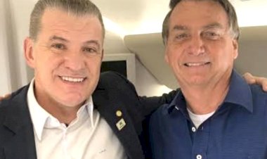 Roman está entre a Federação de Futebol e a tentativa de voltar ao Congresso