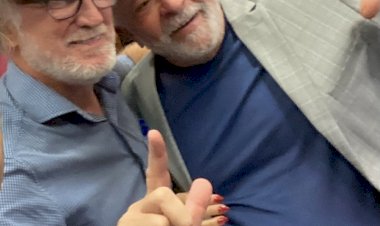 Jornalista paranaense criador do L de Lula lança livro para contar a história do gestual