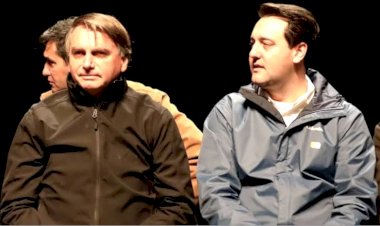 Evangélicos oram e pedem a Deus para Bolsonaro e Ratinho deixarem o poder