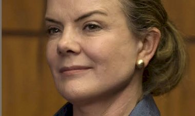 Gleisi Hoffmann, a maior líder política do Brasil !