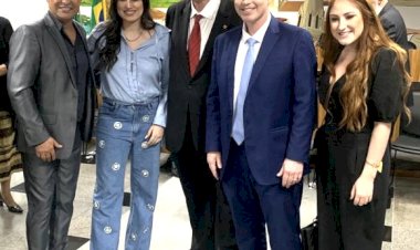 Pessutão em dupla comemoração