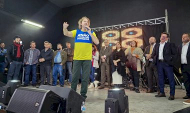 Aniversário solidário de Zeca Dirceu reúne lideranças em Curitiba