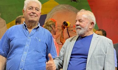 Requião denúncia alianças de Lula com Ratinho e deixa o PT